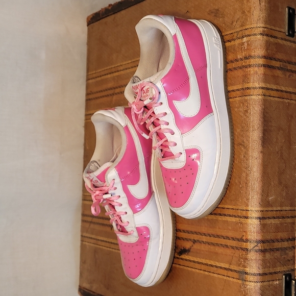 Nike 334212-611 Air Force 1 Pink Valentines Athletic Shoes - Picture 10 of 13